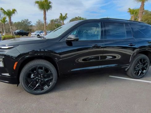 New 2026 Chevrolet Traverse RS image 3