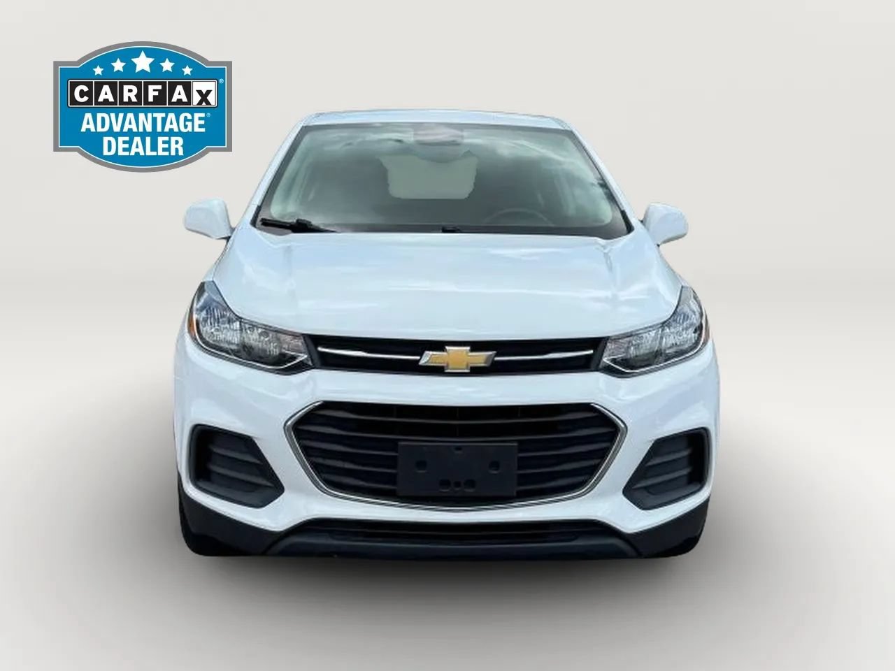 Used 2017 Chevrolet Trax LS FWD image 2