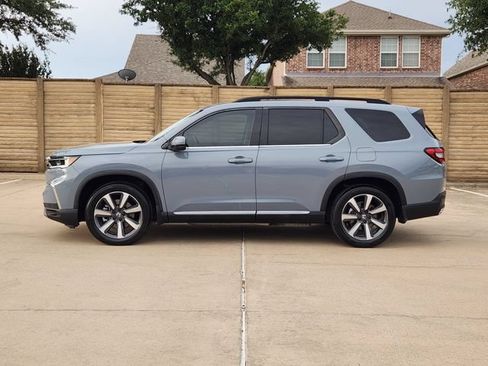 Used 2023 Honda Pilot Touring image 12