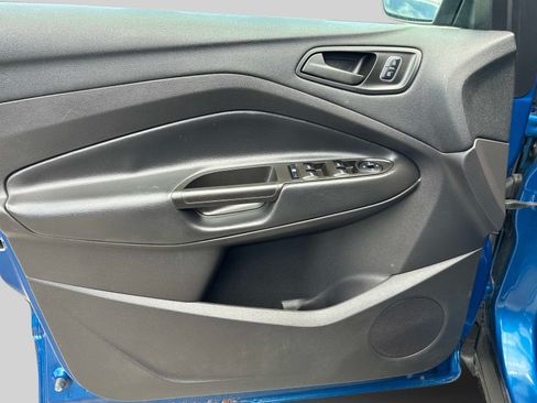 Used 2018 Ford Escape S FWD image 19