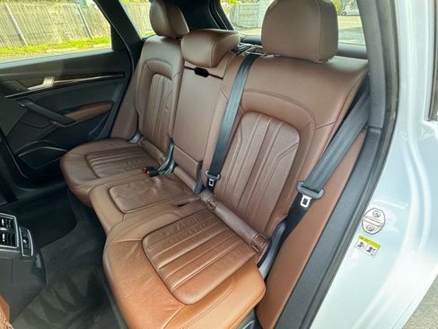 Used 2018 Audi Q5 2.0T Premium Plus image 9