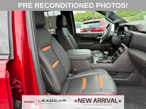 Used 2024 GMC Sierra 1500 AT4 w/ Technology Package AWD/4WD image 11