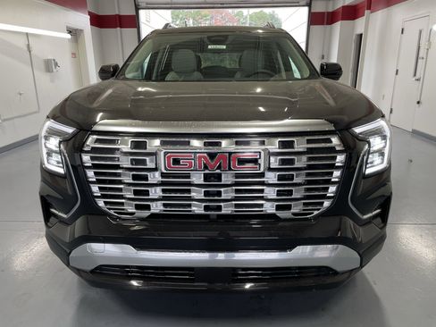 New 2026 GMC Terrain Denali w/ LPO, Floor Liner Package image 2