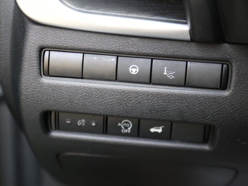 Used 2023 Nissan Rogue Platinum w/ Platinum Premium Package image 12