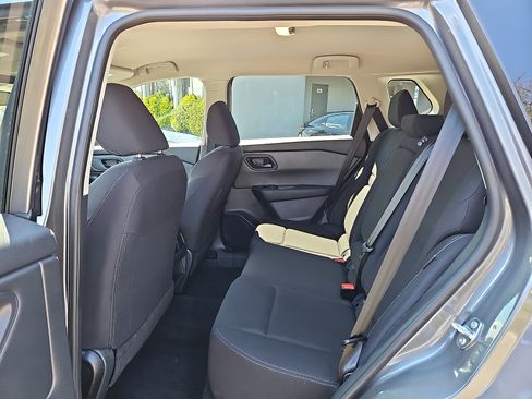 Certified 2025 Nissan Rogue S image 10