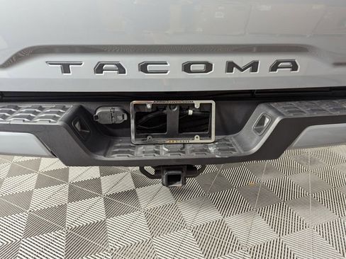 Used 2021 Toyota Tacoma TRD Sport image 33