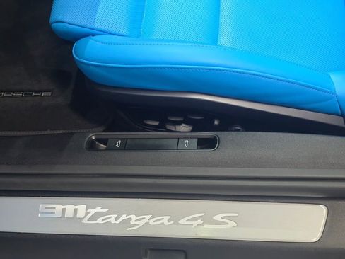 Certified 2024 Porsche 911 Targa 4S image 36