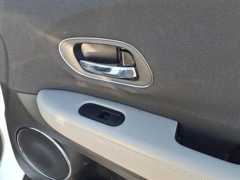 Used 2022 Honda HR-V EX image 12