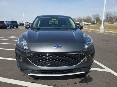 Used 2020 Ford Escape SE AWD/4WD image 3