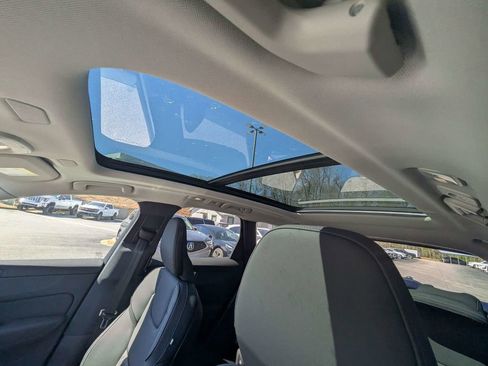 Used 2026 Volvo XC60 B5 Core AWD/4WD image 21