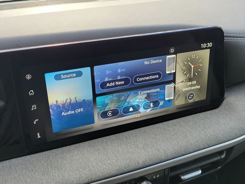 Certified 2025 Nissan Kicks SV w/ Illumination Package FWD image 27