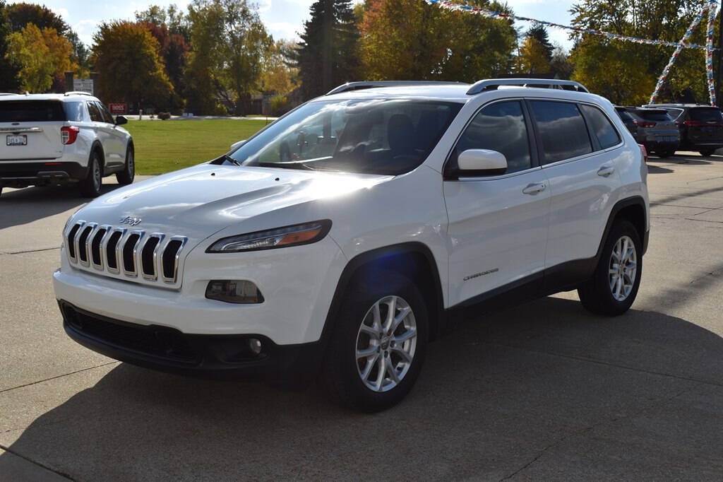 Used 2015 Jeep Cherokee Latitude w/ Comfort/Convenience Group AWD/4WD image 7