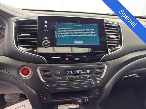 Used 2022 Honda Pilot TrailSport image 18