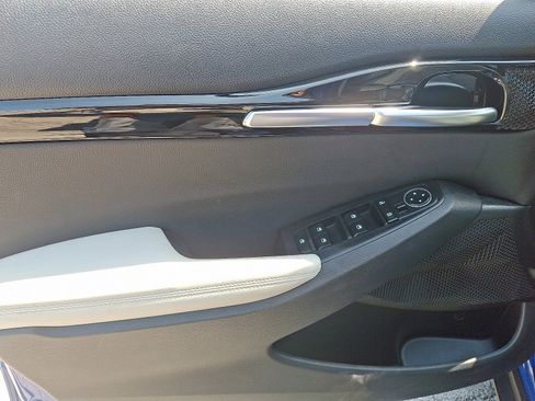 Used 2023 Kia Seltos EX image 13