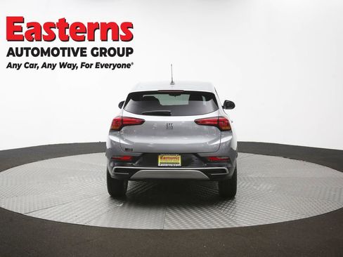 Used 2024 Buick Encore GX Preferred FWD image 2