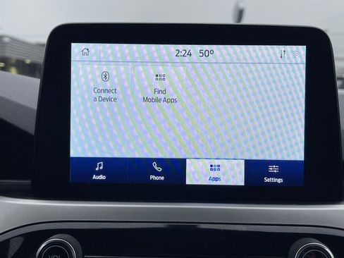 Used 2020 Ford Escape SE image 11