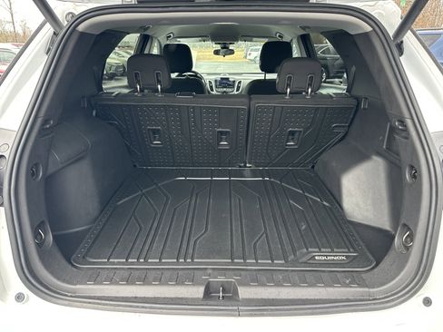 Used 2020 Chevrolet Equinox LT image 19