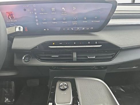 New 2026 Buick Enclave Sport Touring w/ Power Package image 16