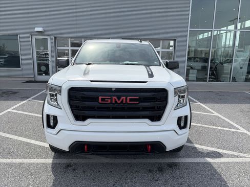 Used 2020 GMC Sierra 1500 Elevation image 2
