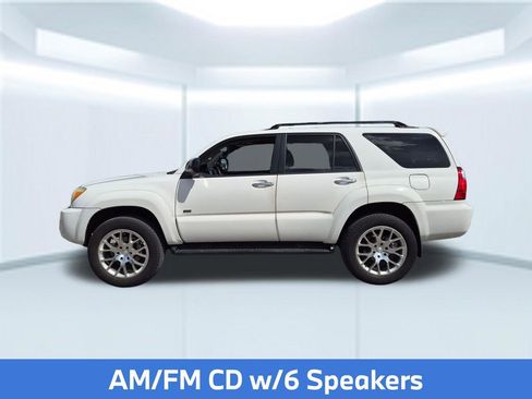 Used 2007 Toyota 4Runner SR5 RWD image 2