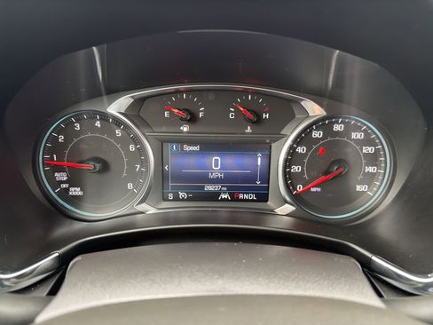 Used 2023 Chevrolet Equinox LS w/ LS Convenience Package image 12