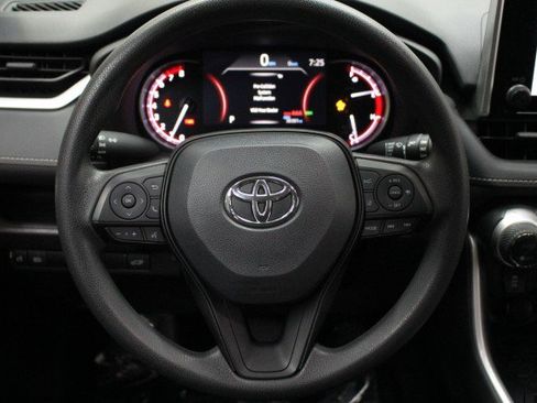 Used 2024 Toyota RAV4 XLE image 25
