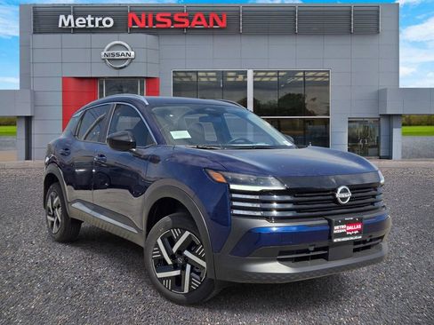 New 2026 Nissan Kicks SV image 1