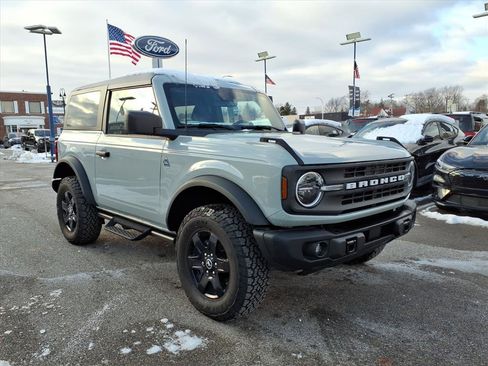 Used 2024 Ford Bronco Black Diamond image 3