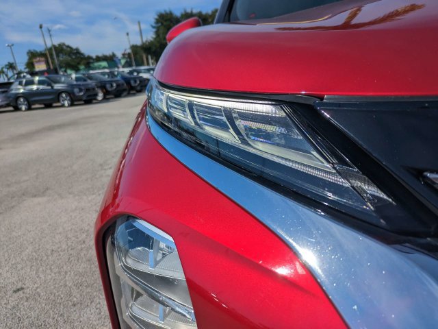 Used 2023 Mitsubishi Outlander SE FWD image 10