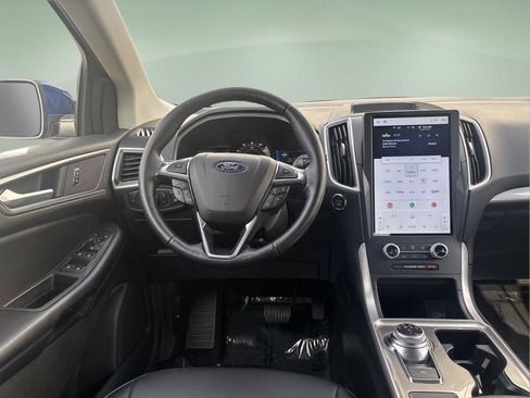 Certified 2023 Ford Edge SEL w/ Convenience Package AWD/4WD image 2