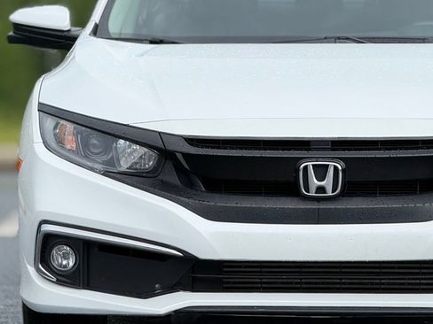 Used 2019 Honda Civic EX image 14