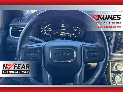 Used 2023 GMC Yukon XL Denali Ultimate image 28