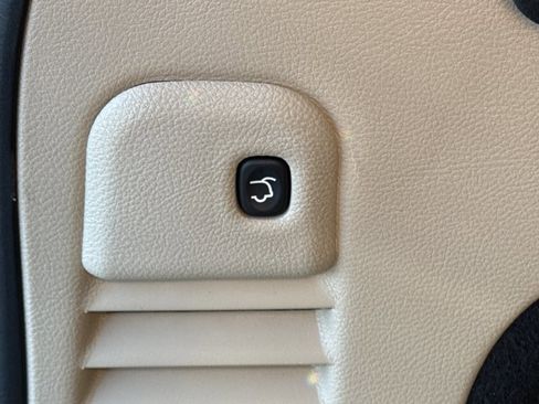 Used 2019 Jeep Grand Cherokee Limited w/ Luxury Group II image 7