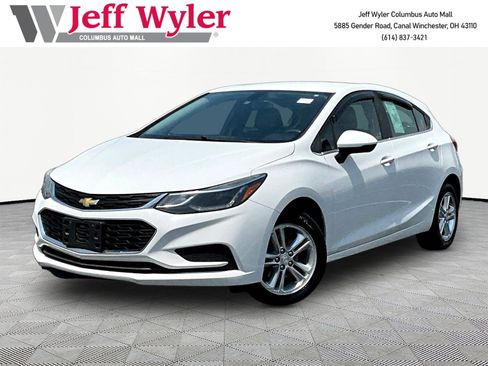 Used 2018 Chevrolet Cruze LT w/ Convenience Package FWD image 1