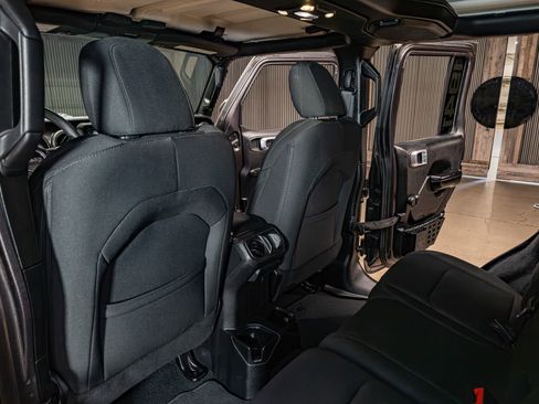 Used 2019 Jeep Wrangler Unlimited Sport AWD/4WD image 21