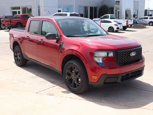 New 2026 Ford Maverick XLT AWD/4WD image 1