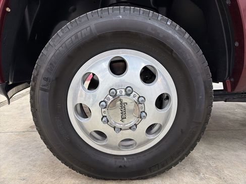 Used 2018 RAM 3500 Laramie Longhorn image 14