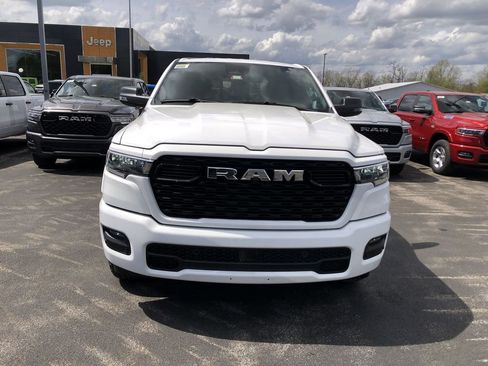 New 2026 RAM 1500 4x4 Crew Cab image 8