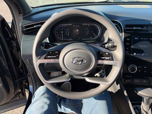 Used 2024 Hyundai Santa Cruz SE AWD/4WD image 21