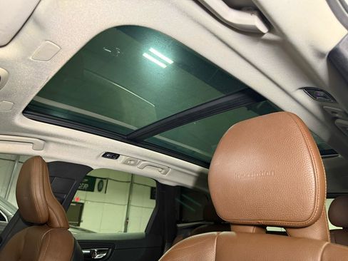 Used 2019 Volvo XC60 T5 Inscription w/ Protection Package Premier image 23