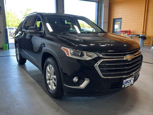 Used 2021 Chevrolet Traverse LT AWD/4WD image 7