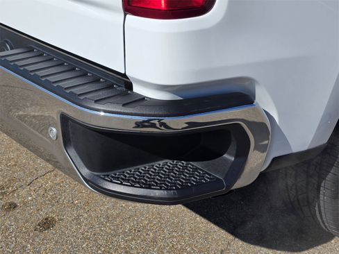 Used 2023 Chevrolet Silverado 1500 LTZ image 30