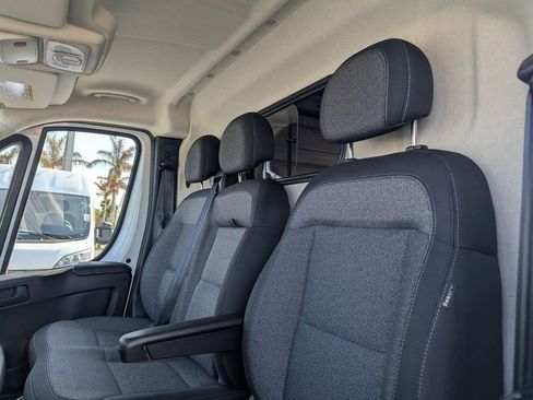 New 2026 RAM ProMaster 2500 w/ Convenience Group image 12