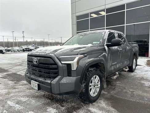 Used 2023 Toyota Tundra SR5 image 4