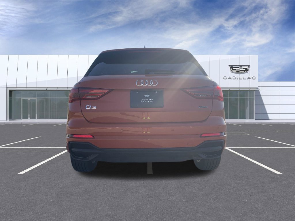 Used 2025 Audi Q3 2.0T Premium AWD/4WD image 7