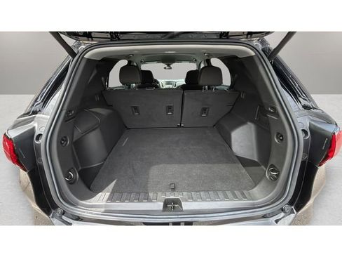 Used 2022 Chevrolet Equinox LT FWD image 31