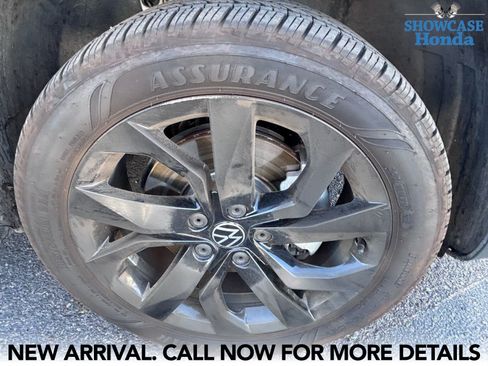 Used 2022 Volkswagen Taos SE w/ IQ.Drive SE Package FWD image 7