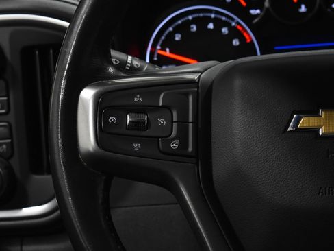 Used 2021 Chevrolet Silverado 1500 LT AWD/4WD image 10