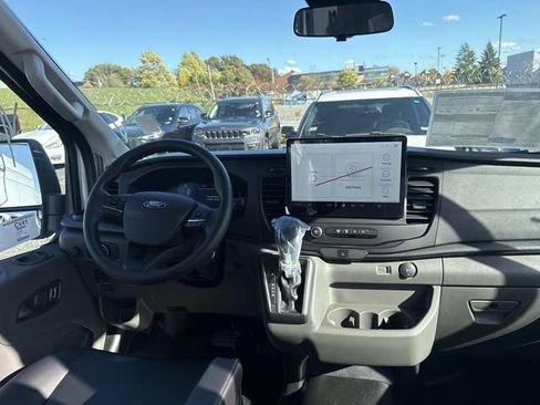 New 2026 Ford Transit 250 148 Medium Roof w/ Load Area Protection Package image 7
