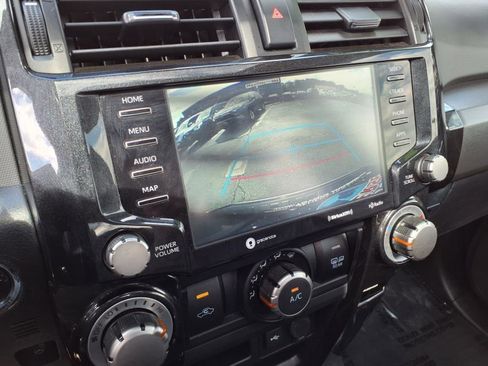 Certified 2023 Toyota 4Runner TRD Off-Road Premium image 19